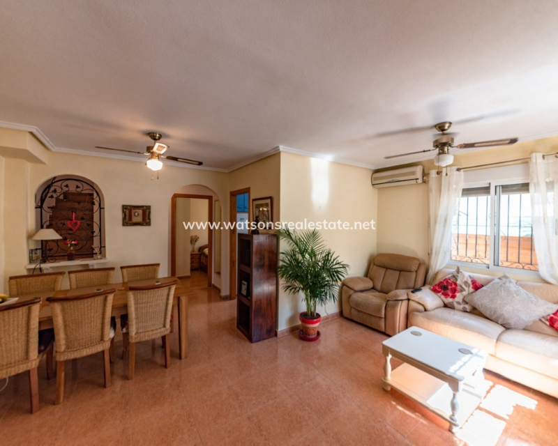 Resale - Quad - Urb. La Marina