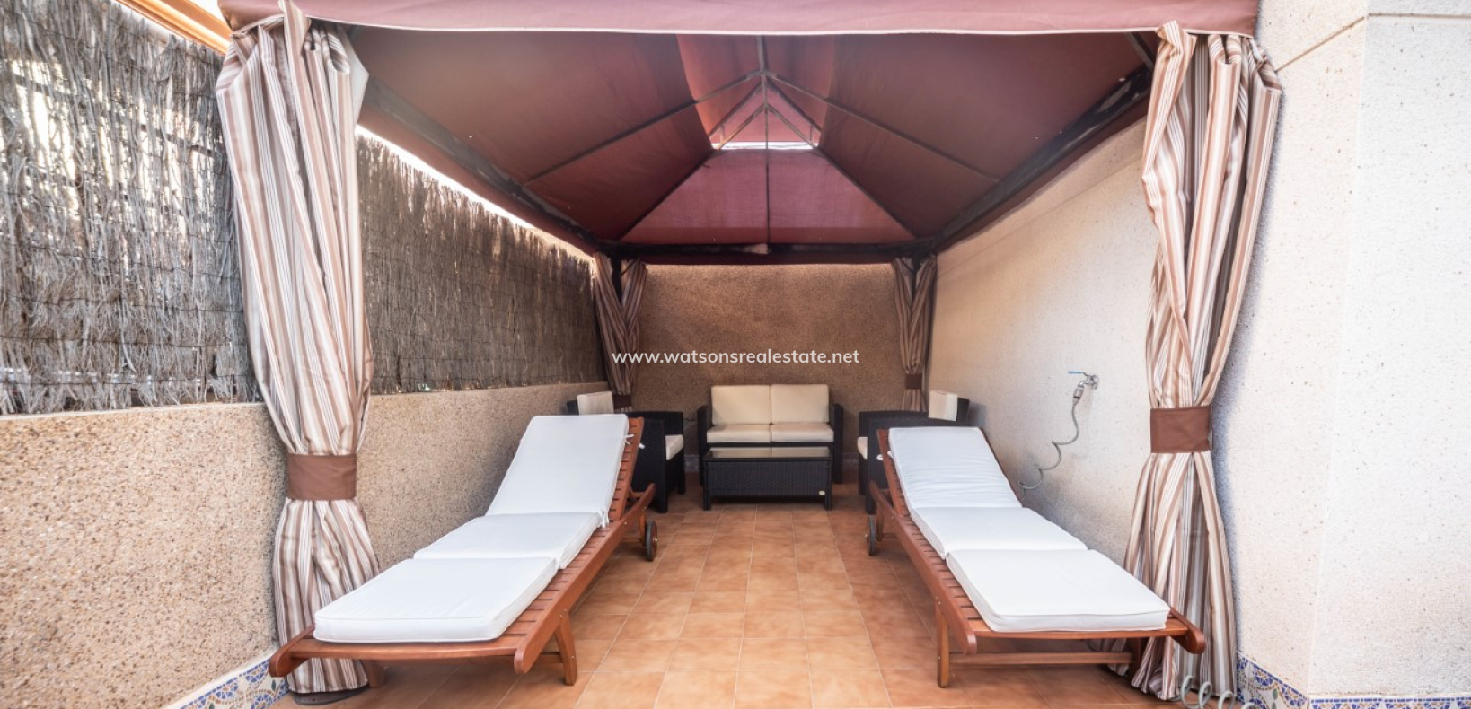 Resale - Quad - Urb. La Marina