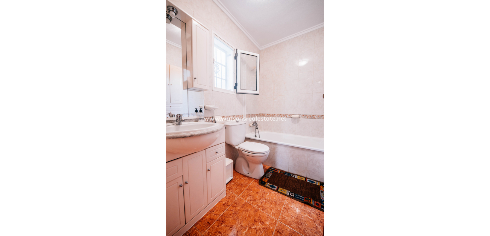 Resale - Quad - Urb. La Marina