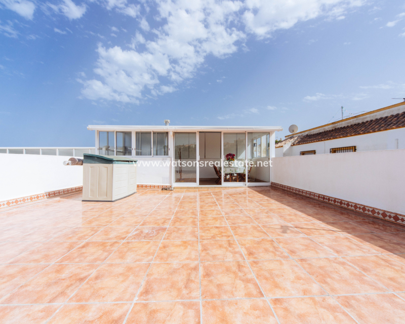 Resale - Quad - Urb. La Marina