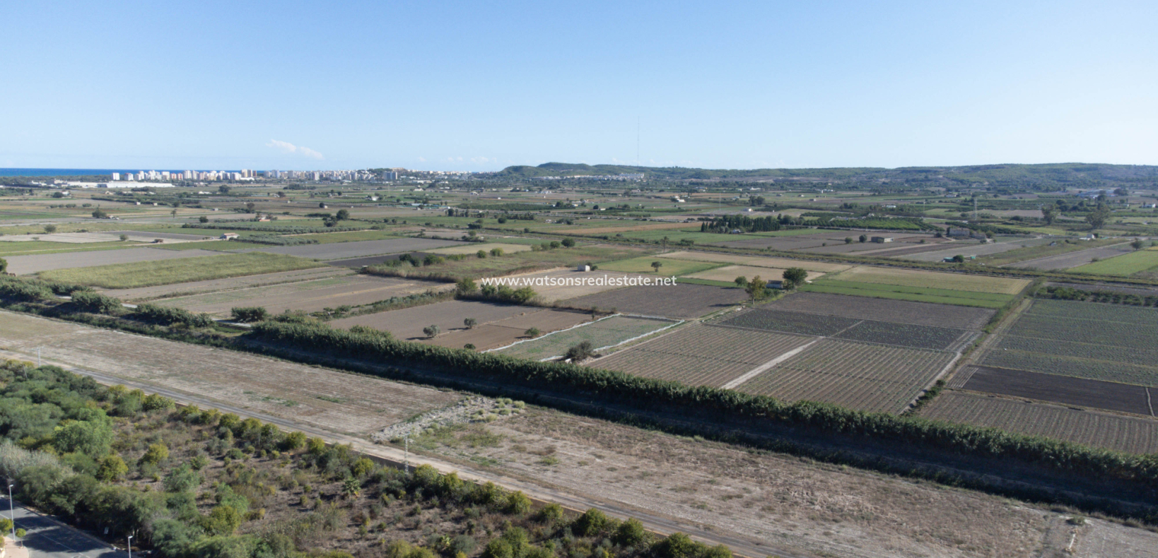 Resale - Quad - Urb. La Marina