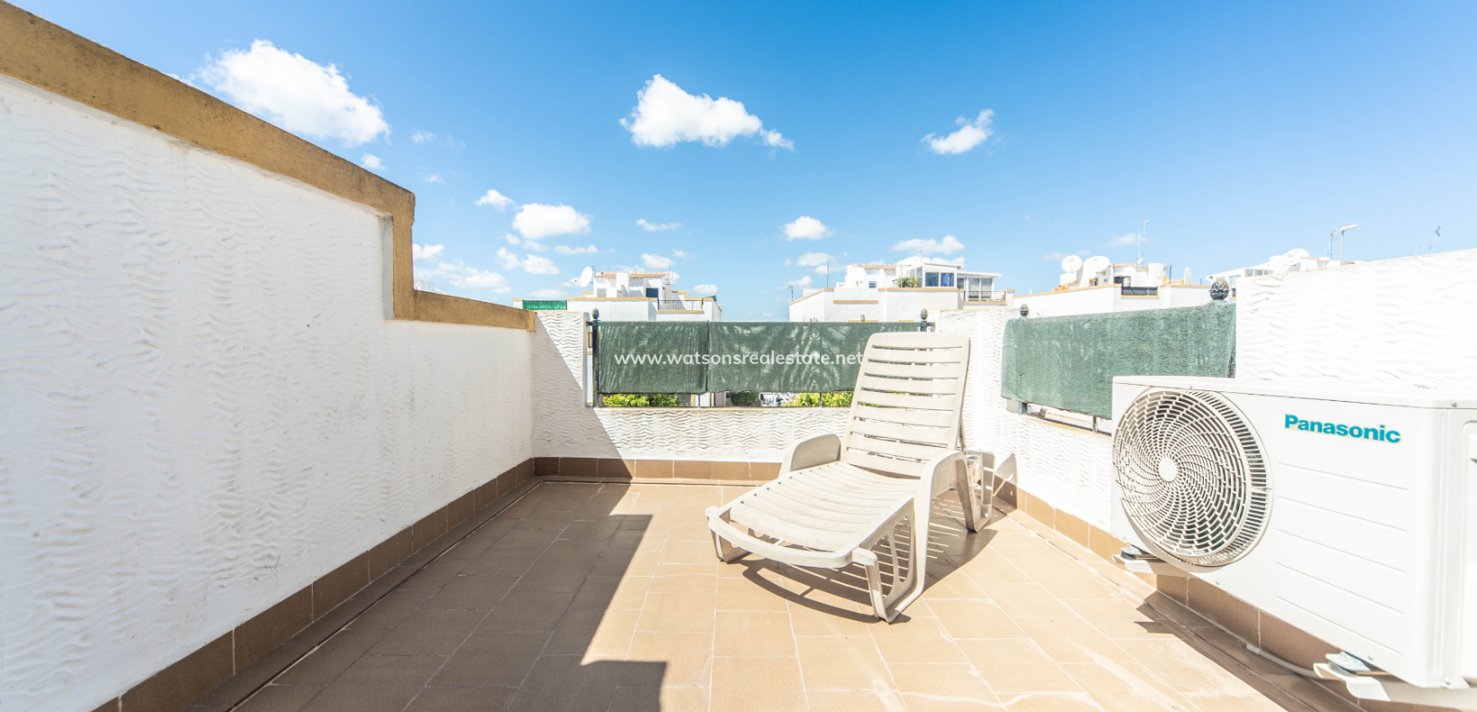 Resale - Quad - Urb. La Marina