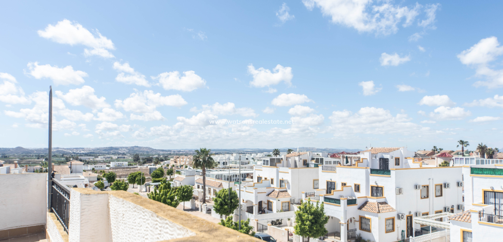 Resale - Quad - Urb. La Marina