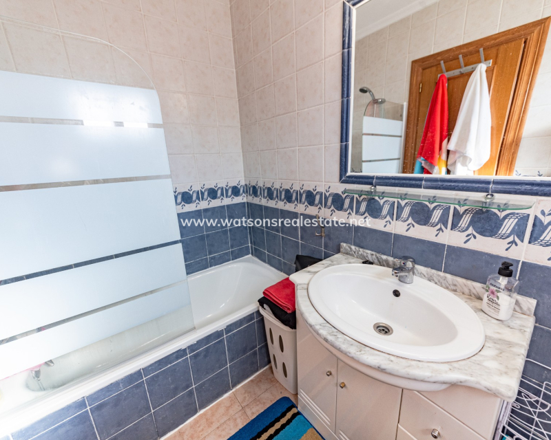 Resale - Quad - Urb. La Marina