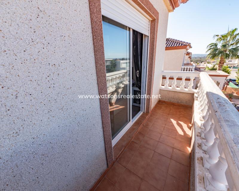 Resale - Quad - Urb. La Marina