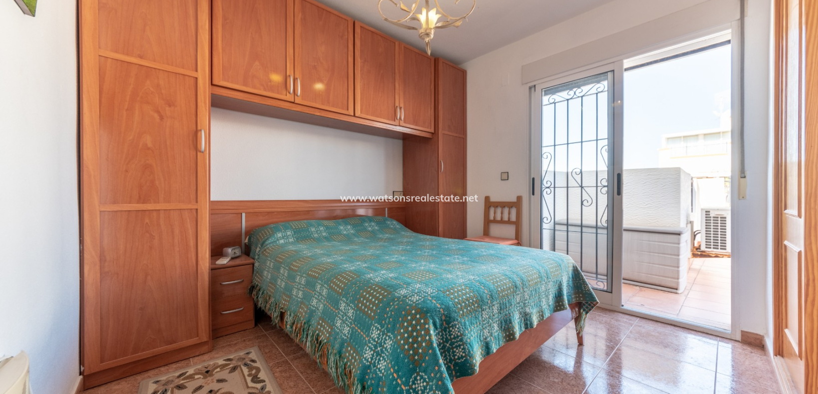 Resale - Quad - Urb. La Marina
