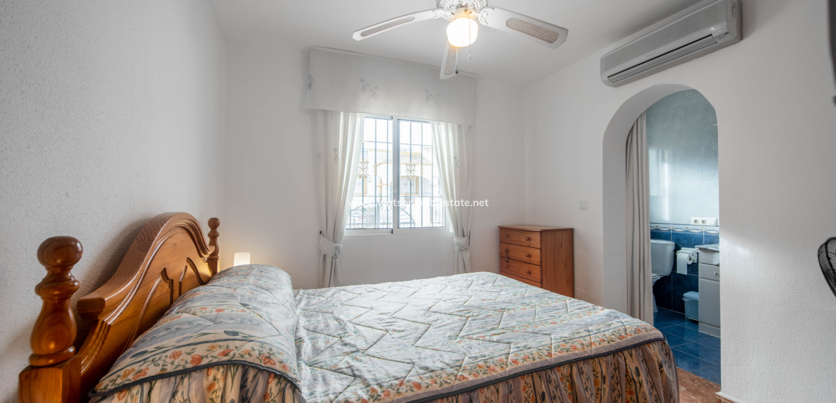 Resale - Quad - Urb. La Marina