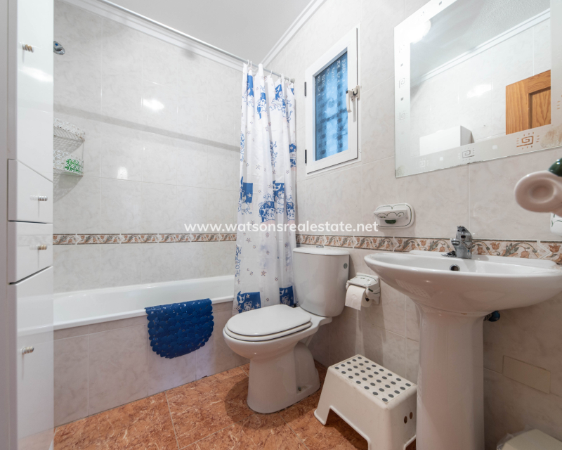 Resale - Quad - Urb. La Marina