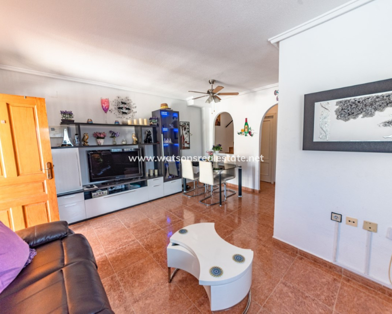 Resale - Quad - Urb. La Marina