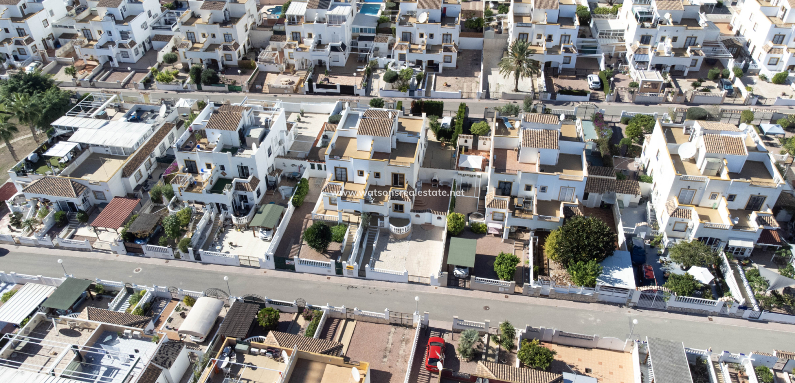 Resale - Quad - Urb. La Marina