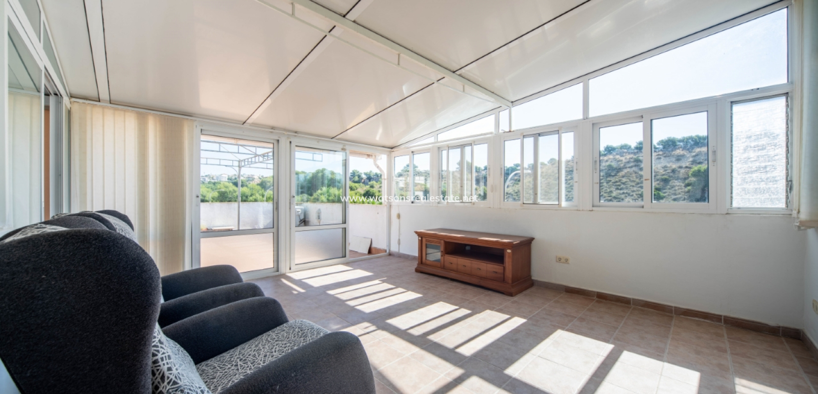 Resale - Quad - Urb. La Marina