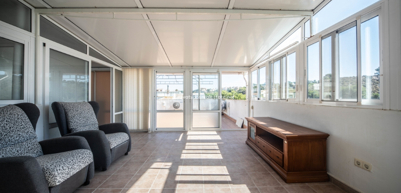 Resale - Quad - Urb. La Marina
