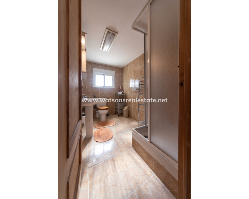 Resale - Quad - Urb. La Marina