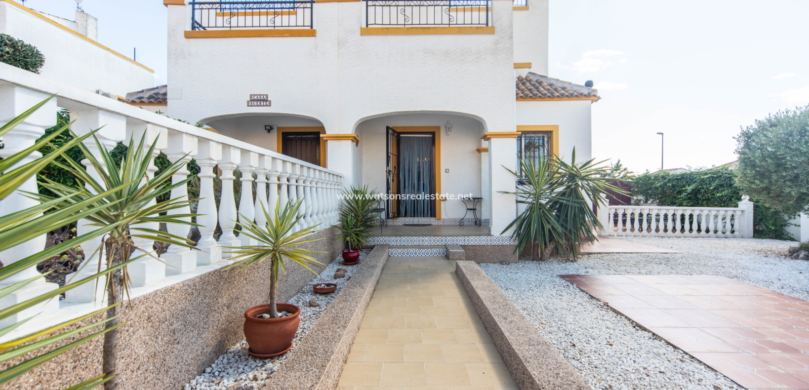 Resale - Quad - Urb. La Marina