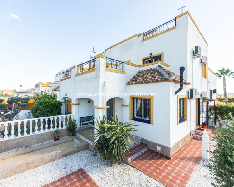 Resale - Quad - Urb. La Marina