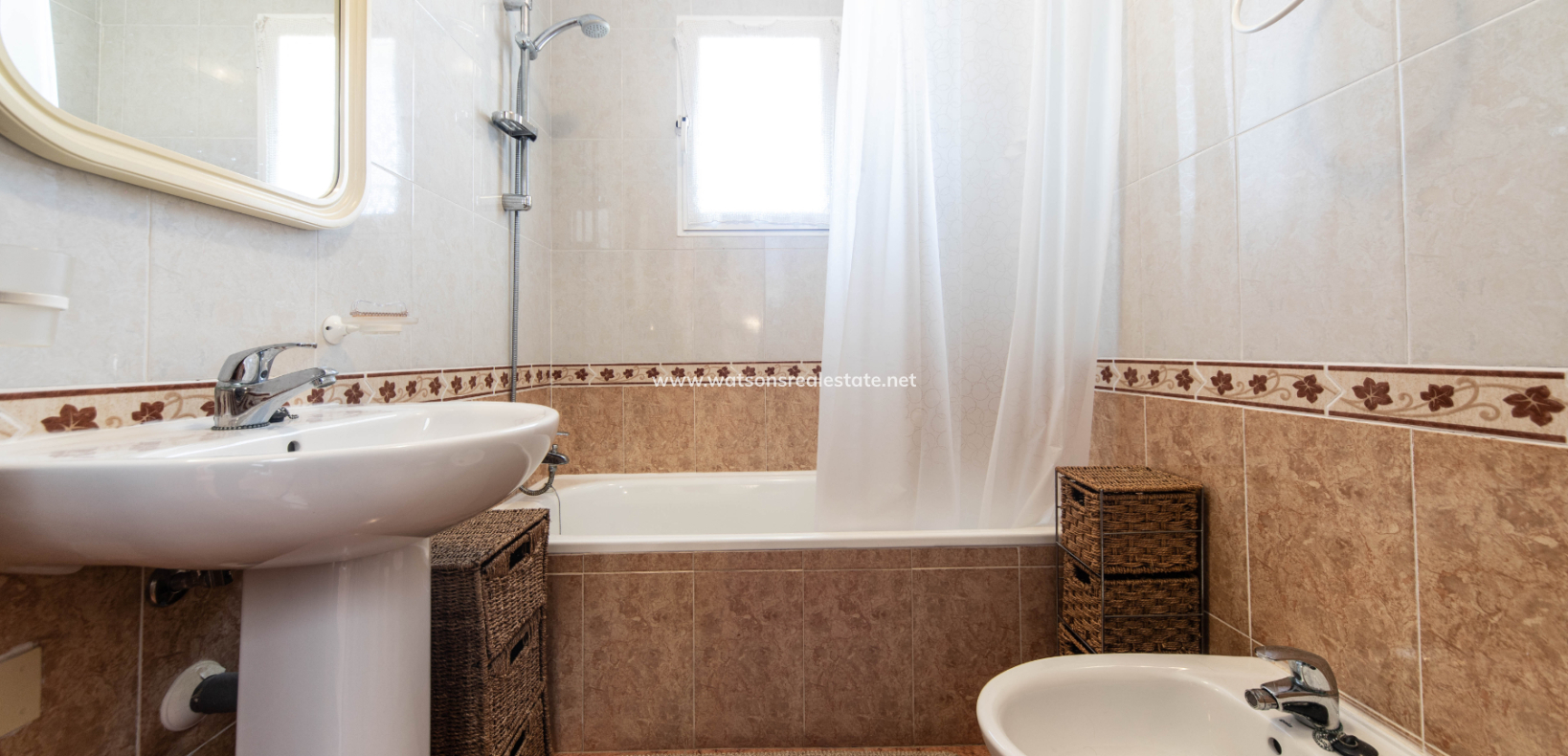 Resale - Quad - Urb. La Marina