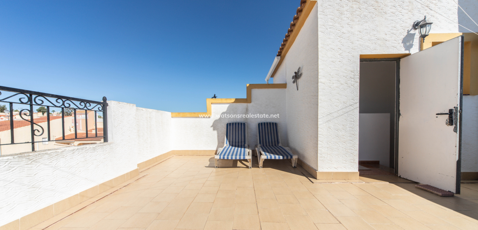 Resale - Quad - Urb. La Marina