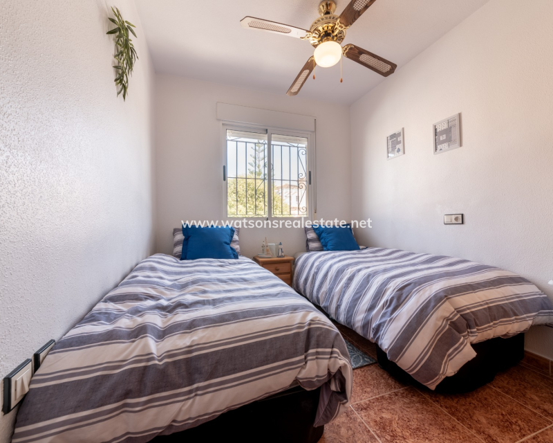 Resale - Quad - Urb. La Marina