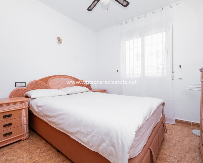 Resale - Quad - Urb. La Marina