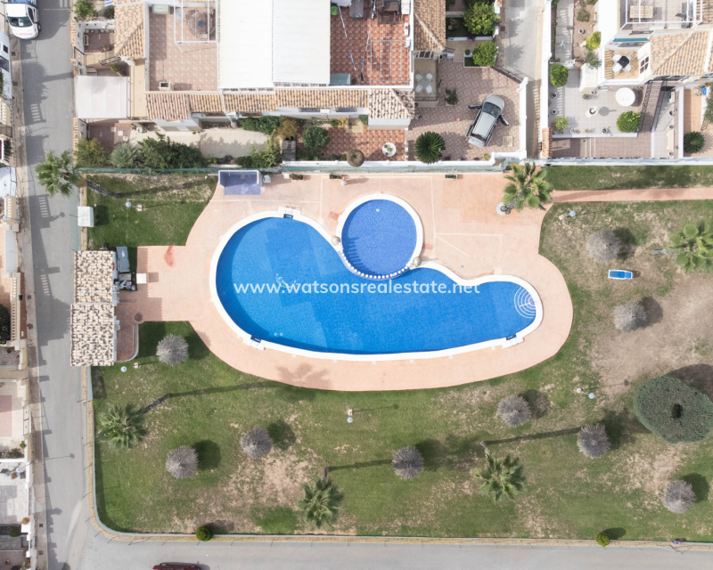 Resale - Quad - Urb. La Marina