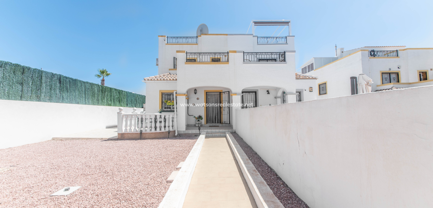 Resale - Quad - Urb. La Marina