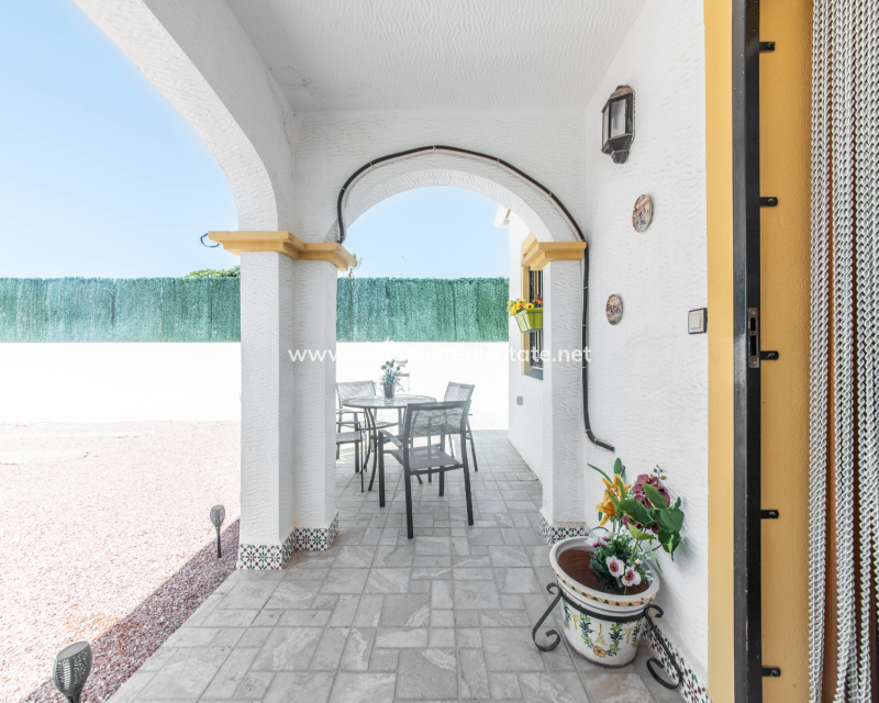 Resale - Quad - Urb. La Marina