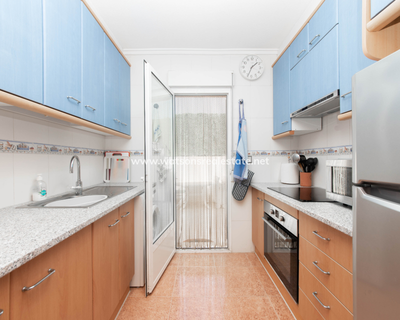 Resale - Quad - Urb. La Marina