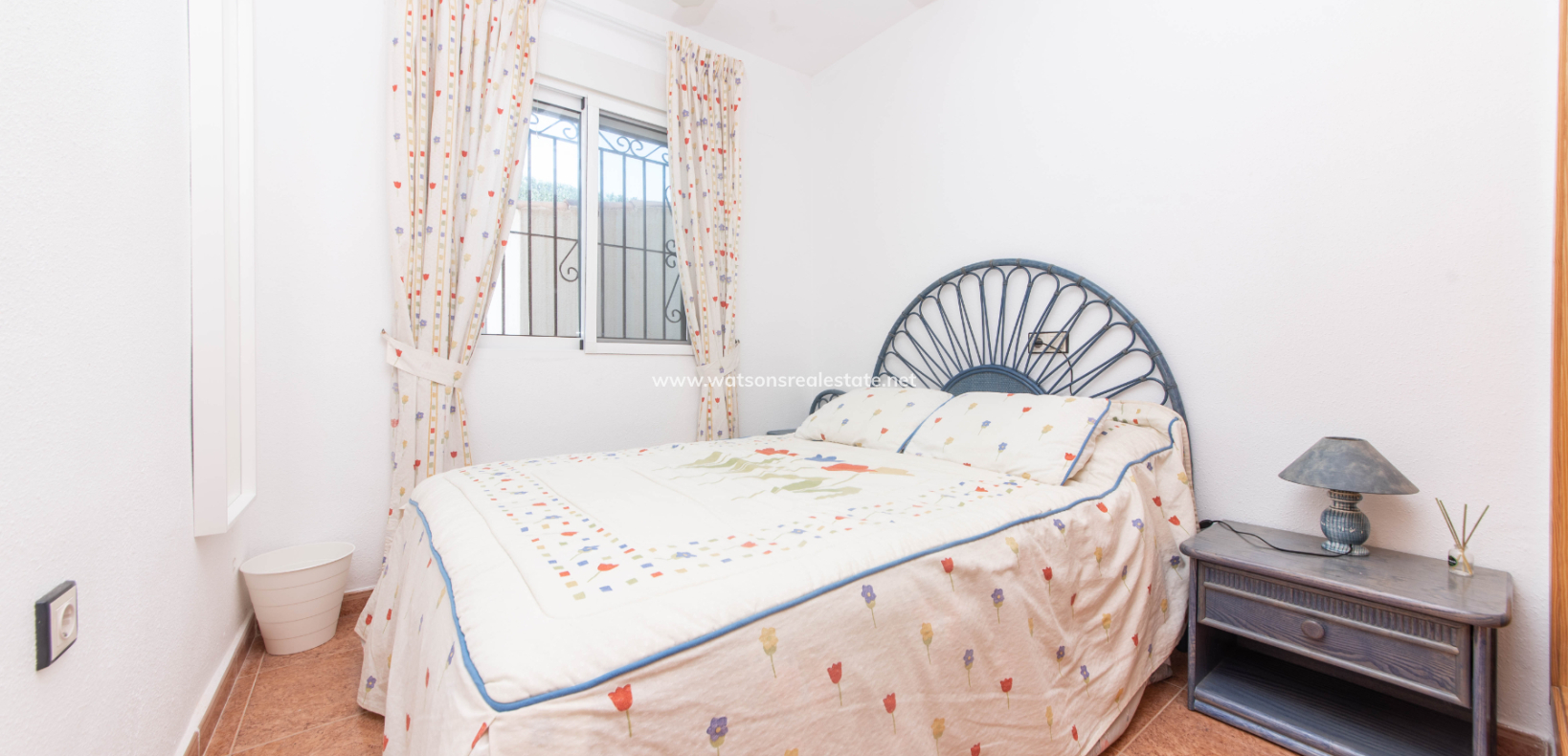 Resale - Quad - Urb. La Marina