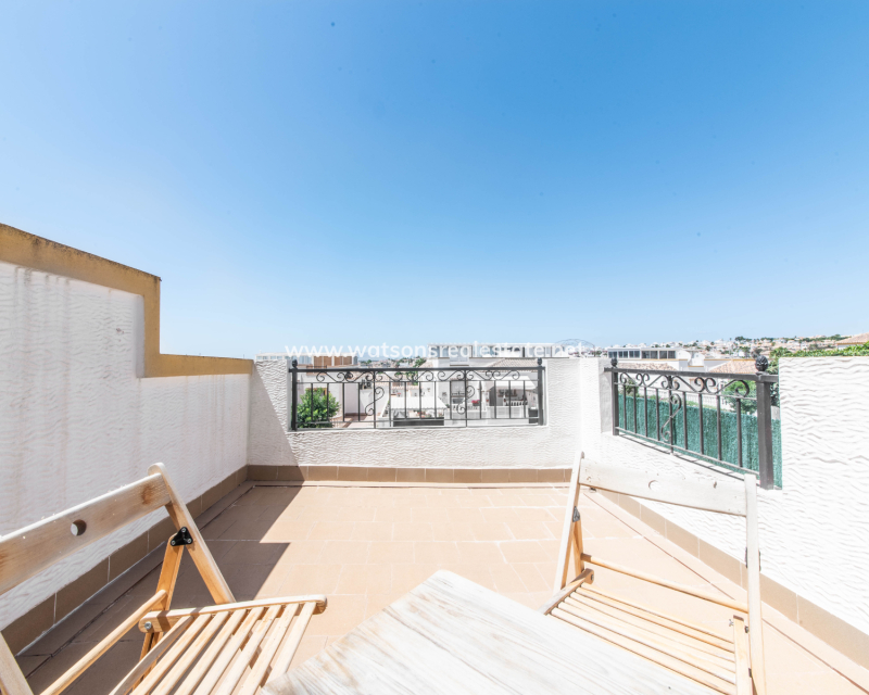 Resale - Quad - Urb. La Marina