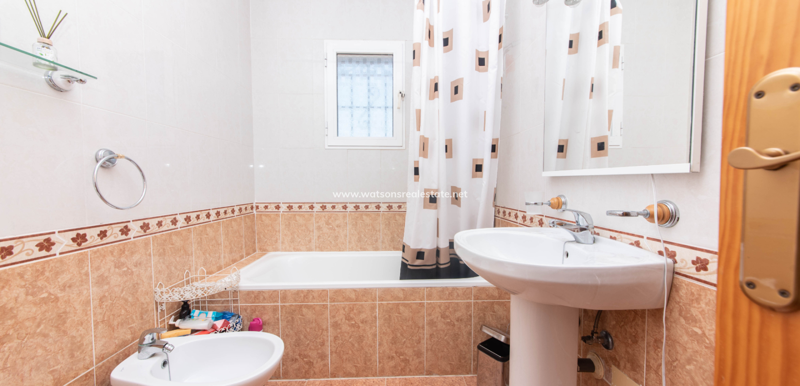 Resale - Quad - Urb. La Marina