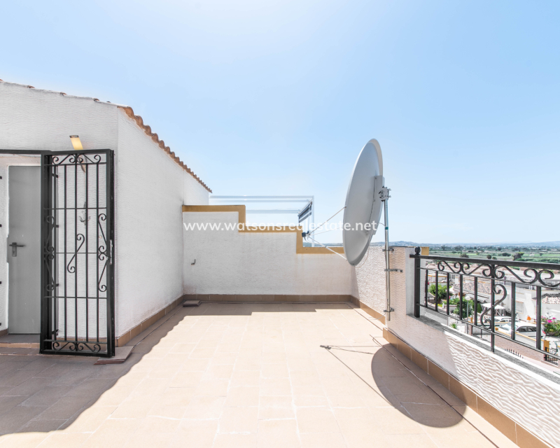 Resale - Quad - Urb. La Marina