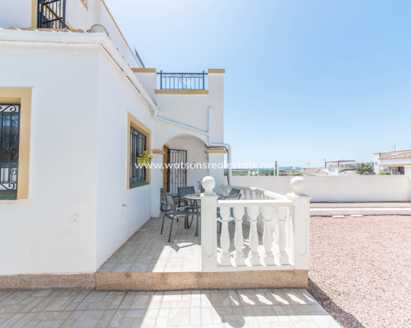 Resale - Quad - Urb. La Marina