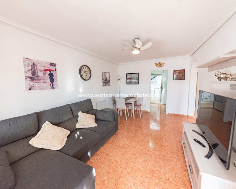 Resale - Quad - Urb. La Marina