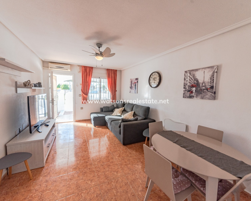 Resale - Quad - Urb. La Marina