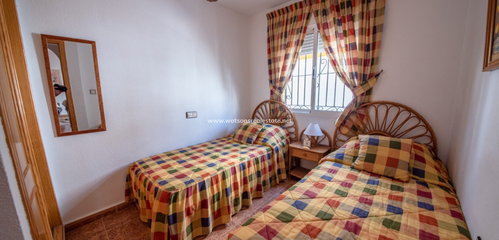 Resale - Quad - Urb. La Marina