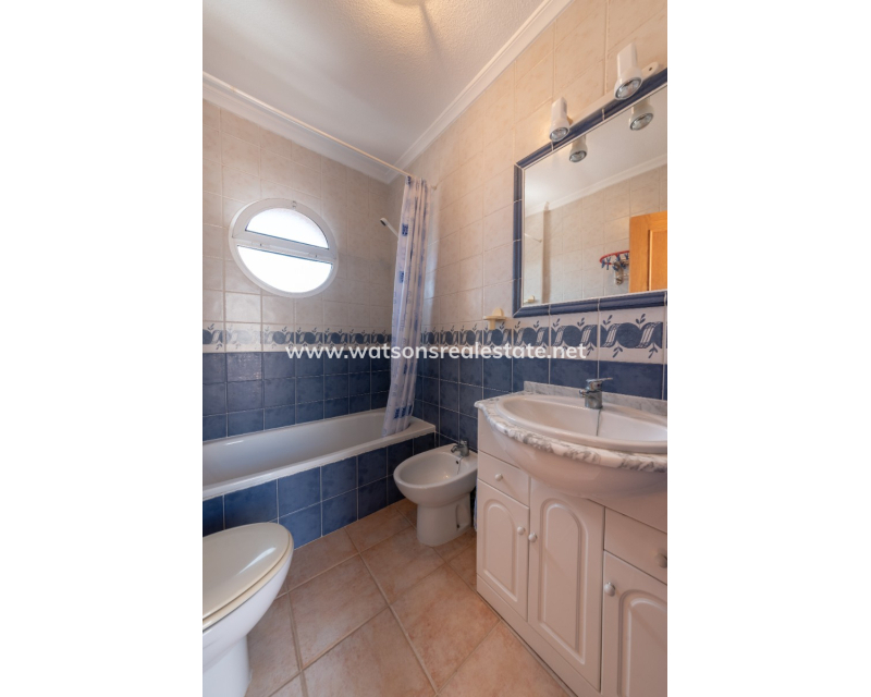 Resale - Quad - Urb. La Marina