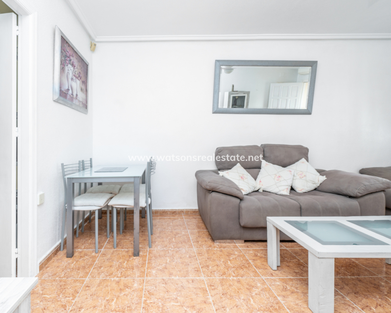 Resale - Quad - Urb. La Marina