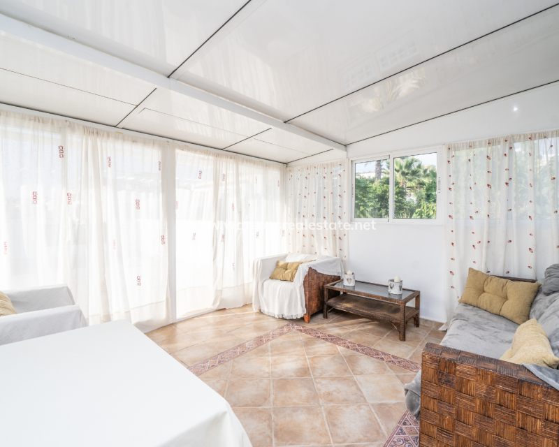 Resale - Quad - Urb. La Marina
