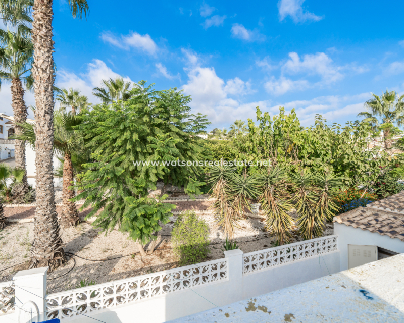 Resale - Quad - Urb. La Marina