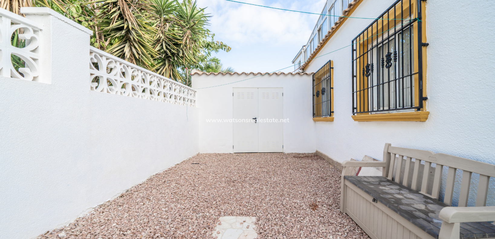 Resale - Quad - Urb. La Marina