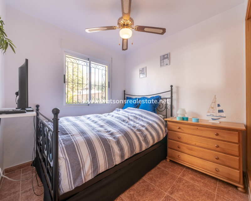 Resale - Quad - Urb. La Marina