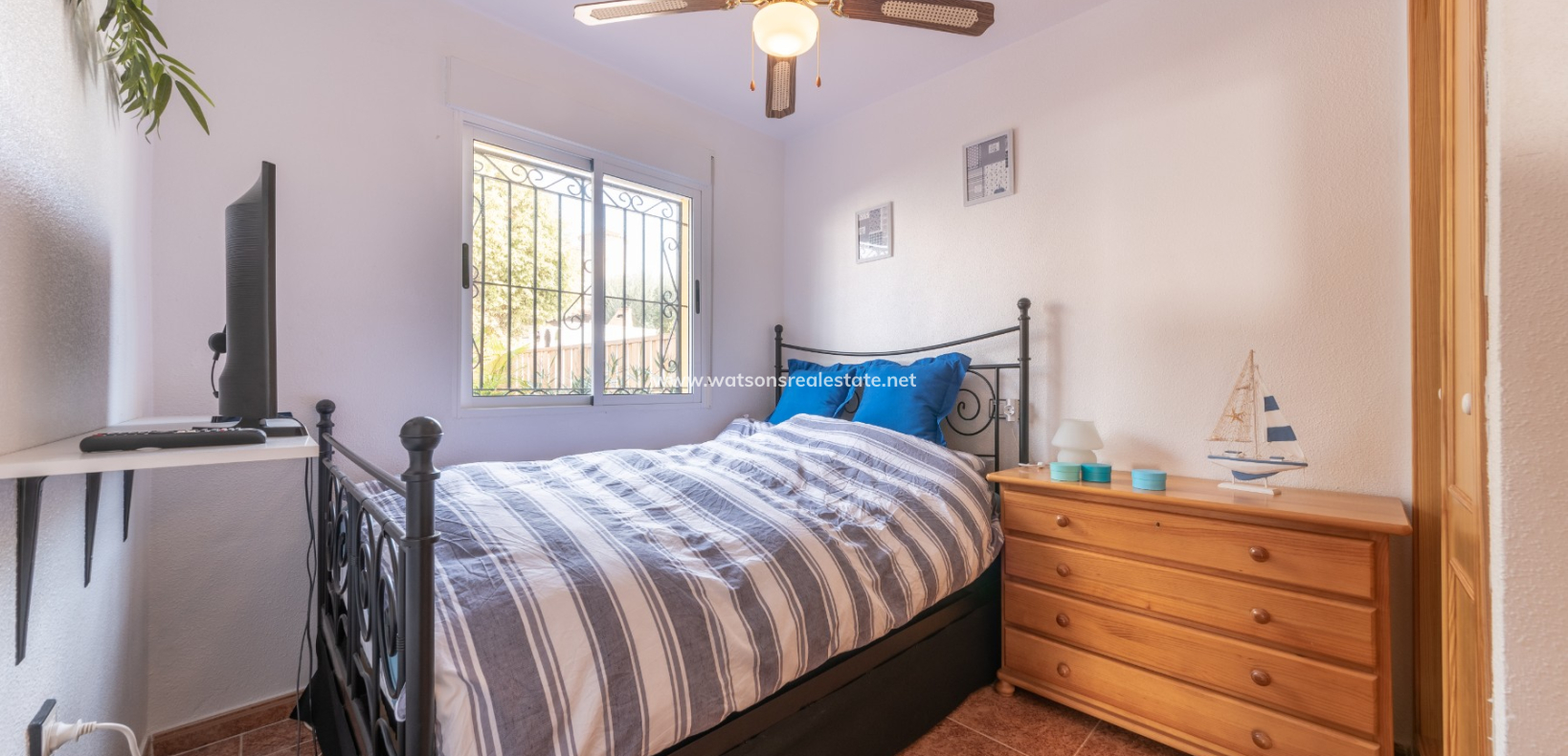 Resale - Quad - Urb. La Marina