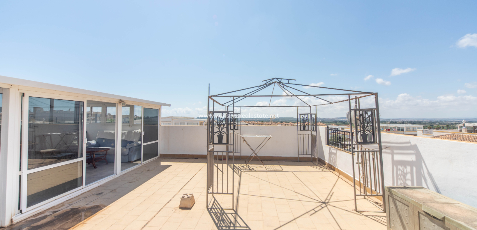 Resale - Quad - Urb. La Marina