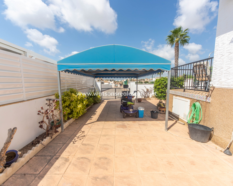 Resale - Quad - Urb. La Marina