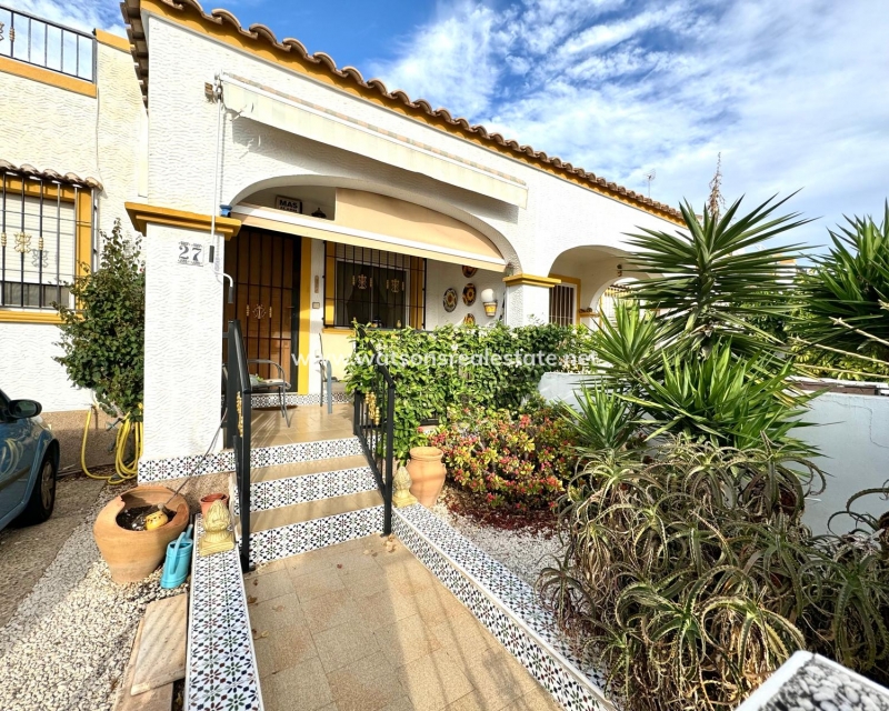 Resale - Quad - Urb. La Marina