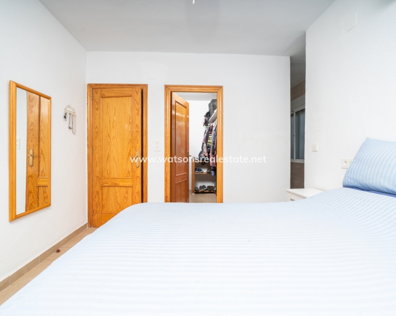 Resale - Quad - Urb. La Marina