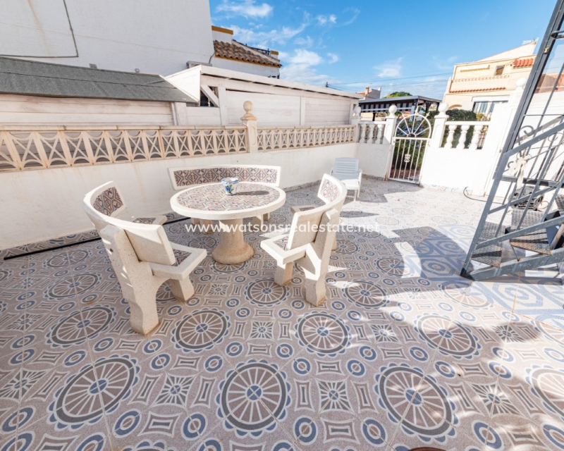Resale - Quad - Urb. La Marina