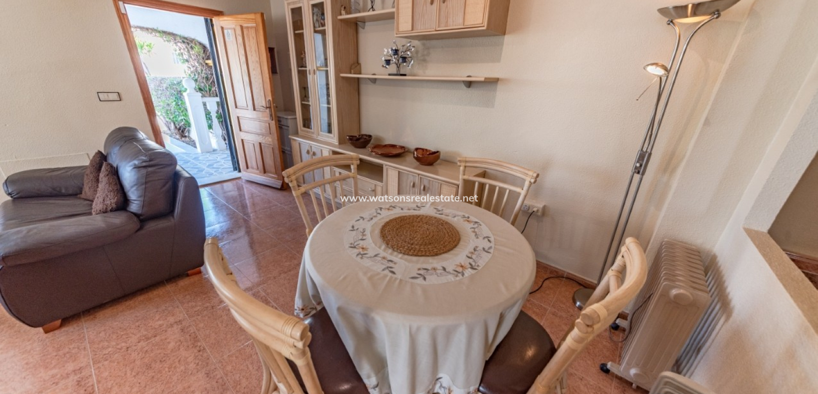 Resale - Quad - Urb. La Marina