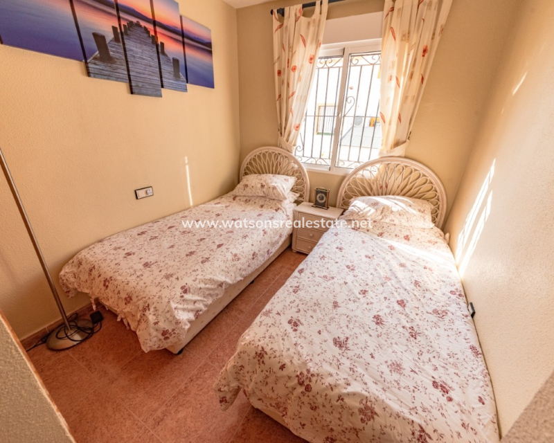 Resale - Quad - Urb. La Marina