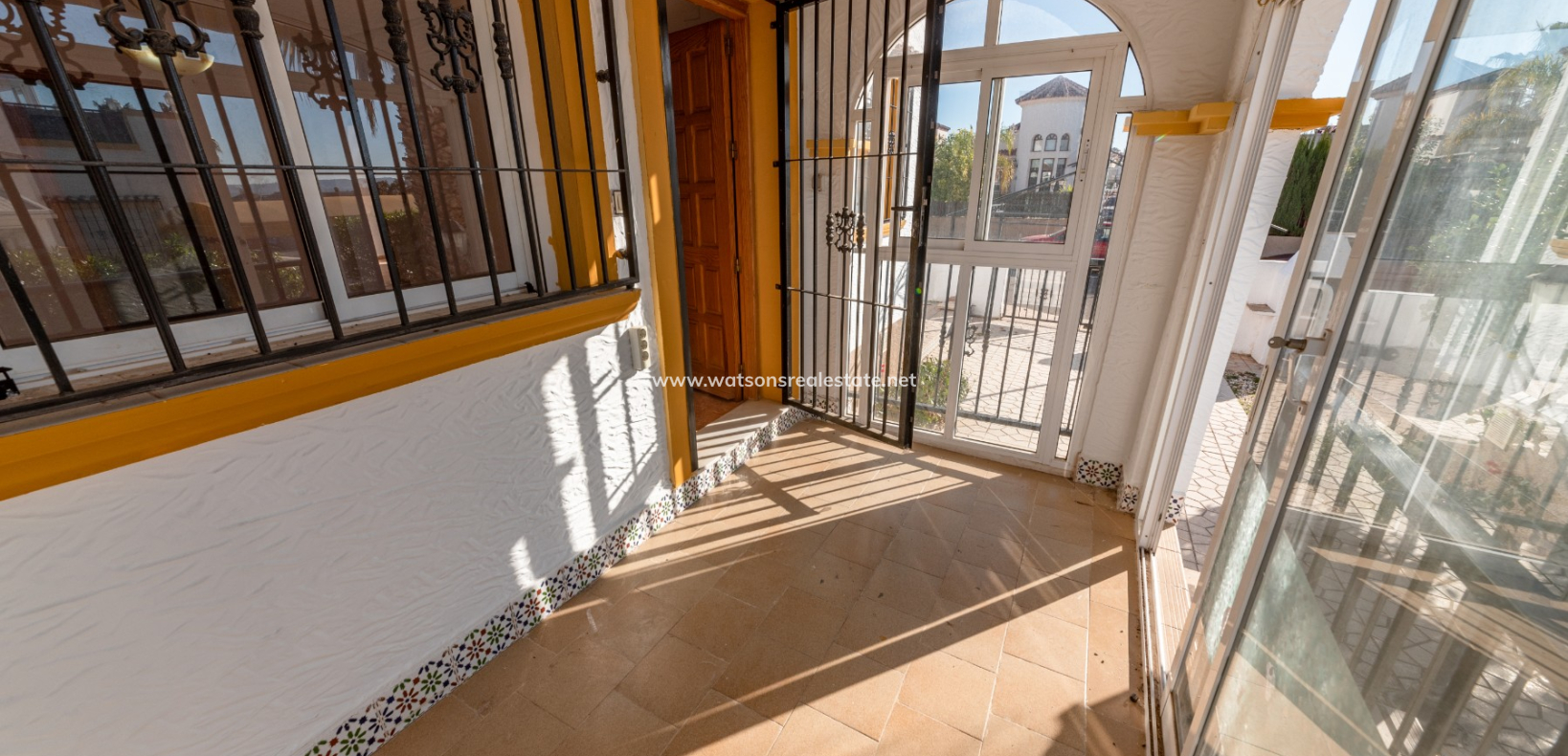 Resale - Quad - Urb. La Marina
